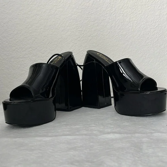 Black Platform shoes size 6 1/2 women’s - Picture 4 of 8